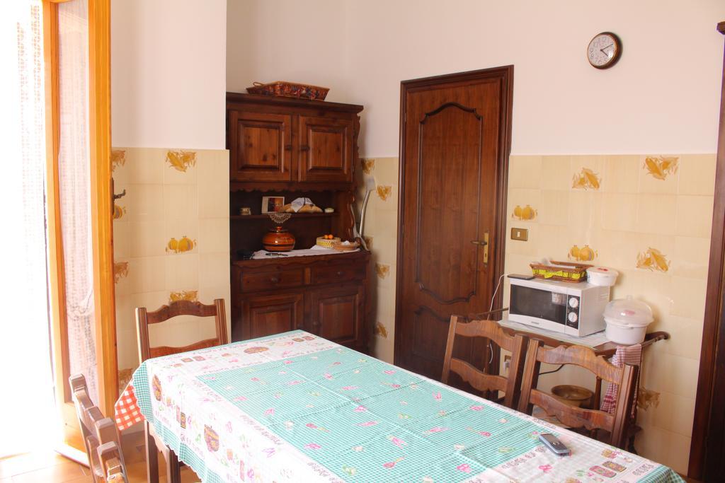 House In Caramagna Apartment อิมเปรีอา ห้อง รูปภาพ