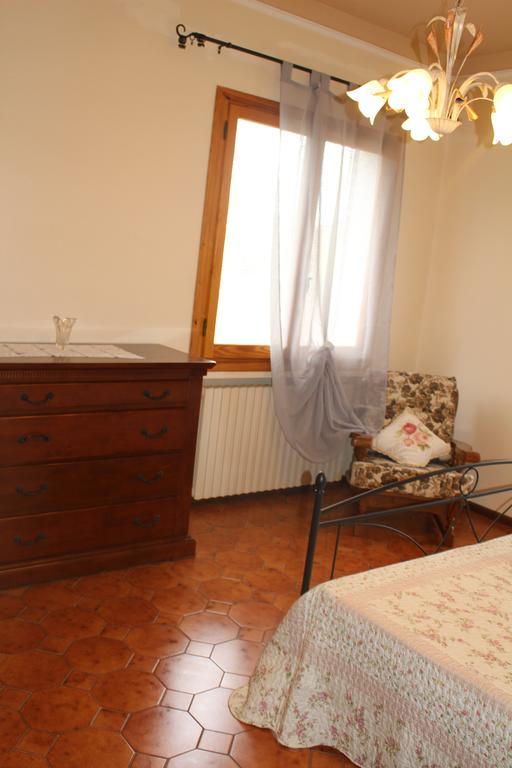 House In Caramagna Apartment อิมเปรีอา ห้อง รูปภาพ